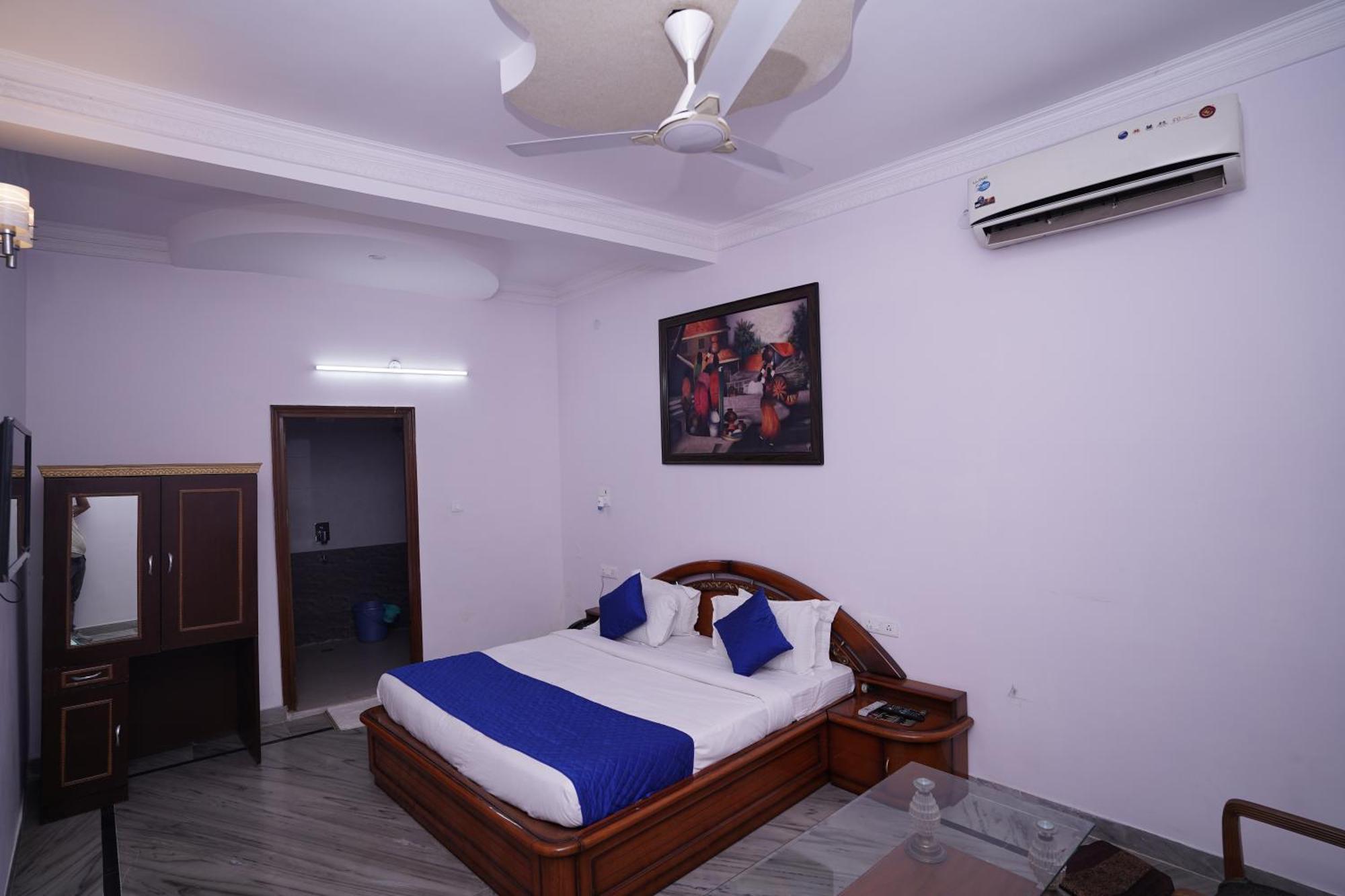 Hotel Lecston @Yashobhoomi Dwarka Sector - 25 Metro Station เดลี ภายนอก รูปภาพ